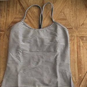 Lululemon free to be tank